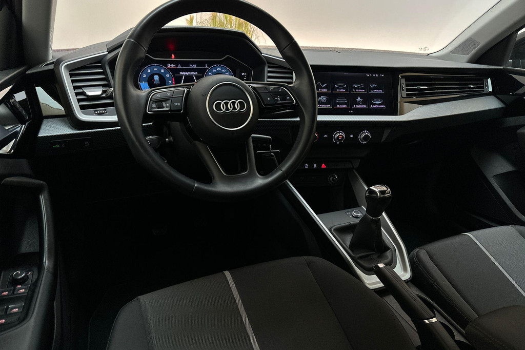 Audi A1 (P664XX) met abonnement