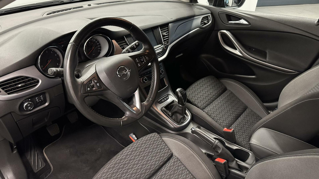 Opel Astra (K138DT) met abonnement