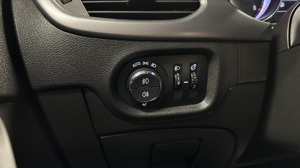 Opel Astra (K138DT) met abonnement