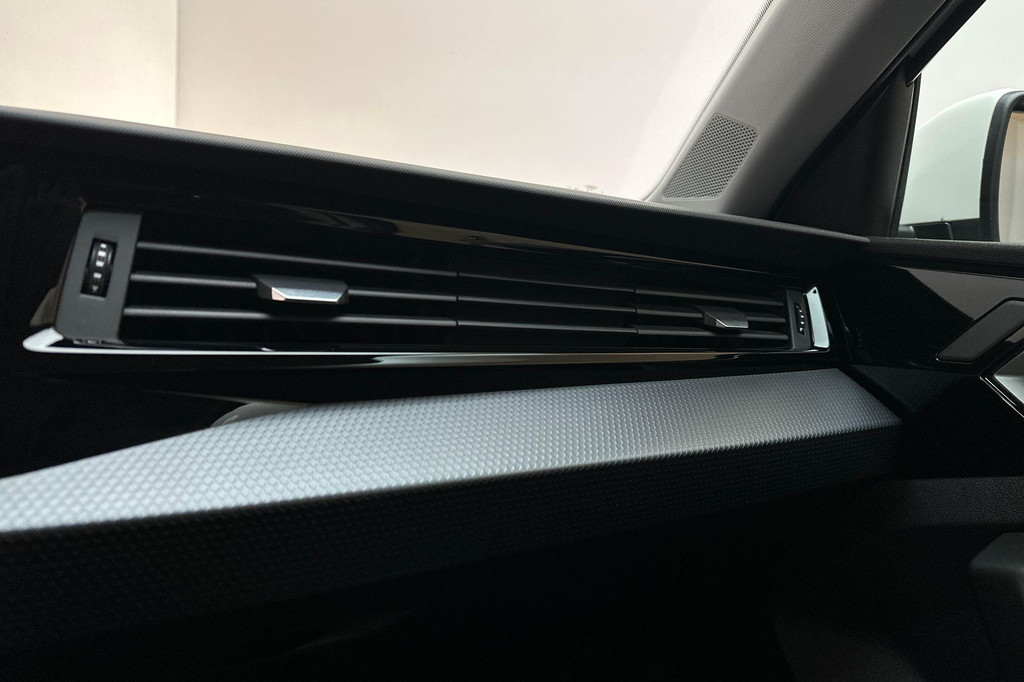 Audi A1 (L847BK) met abonnement