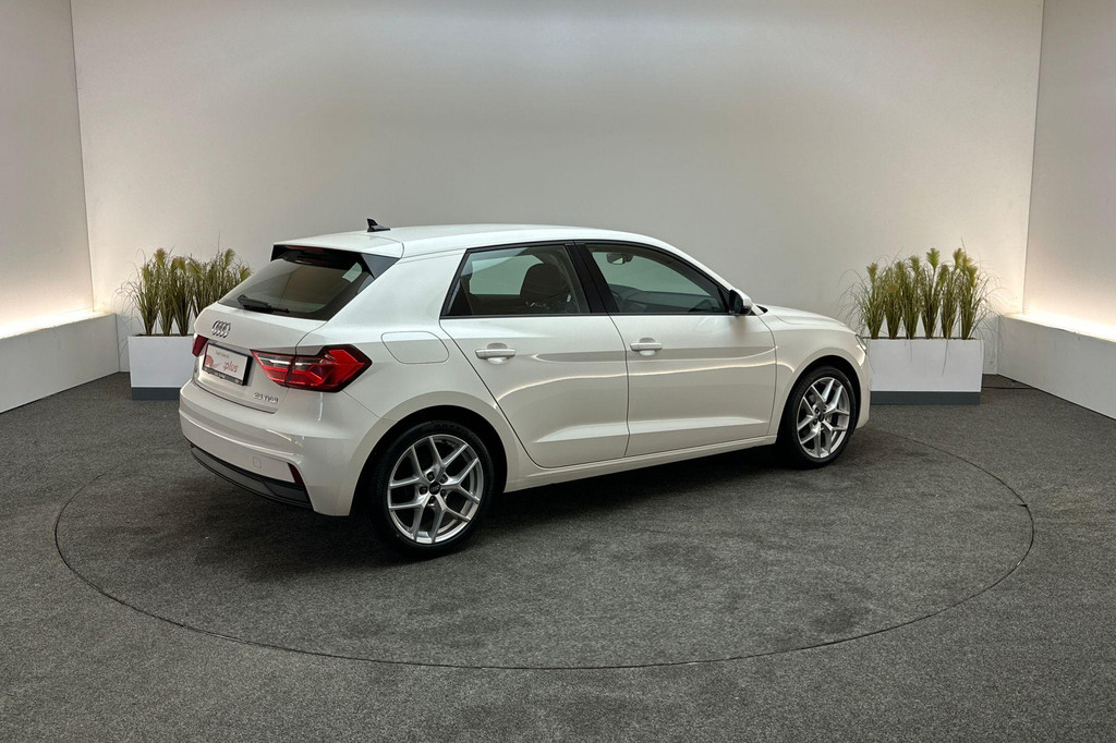 Audi A1 (L847BK) met abonnement