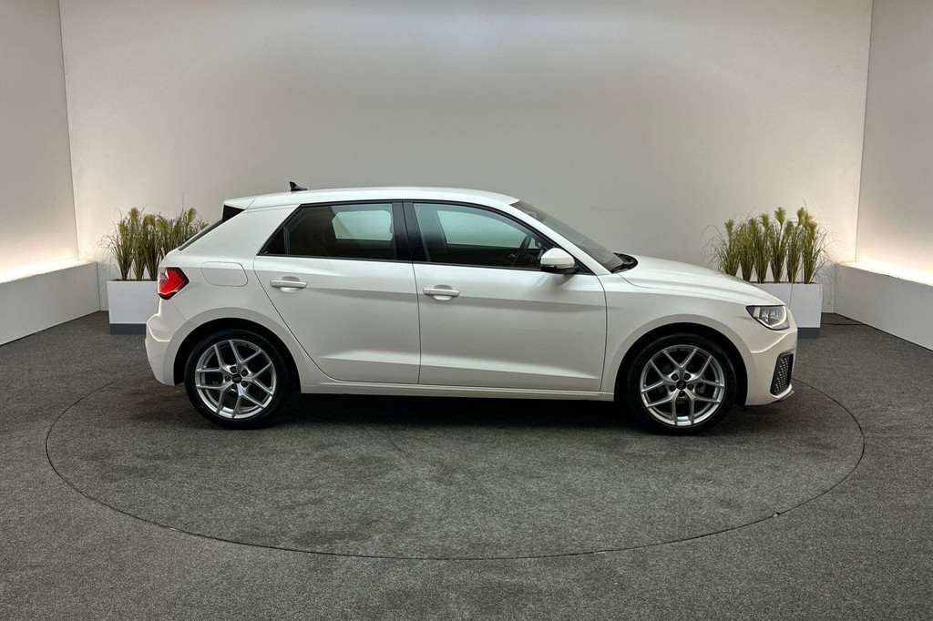 Audi A1 (L847BK) met abonnement