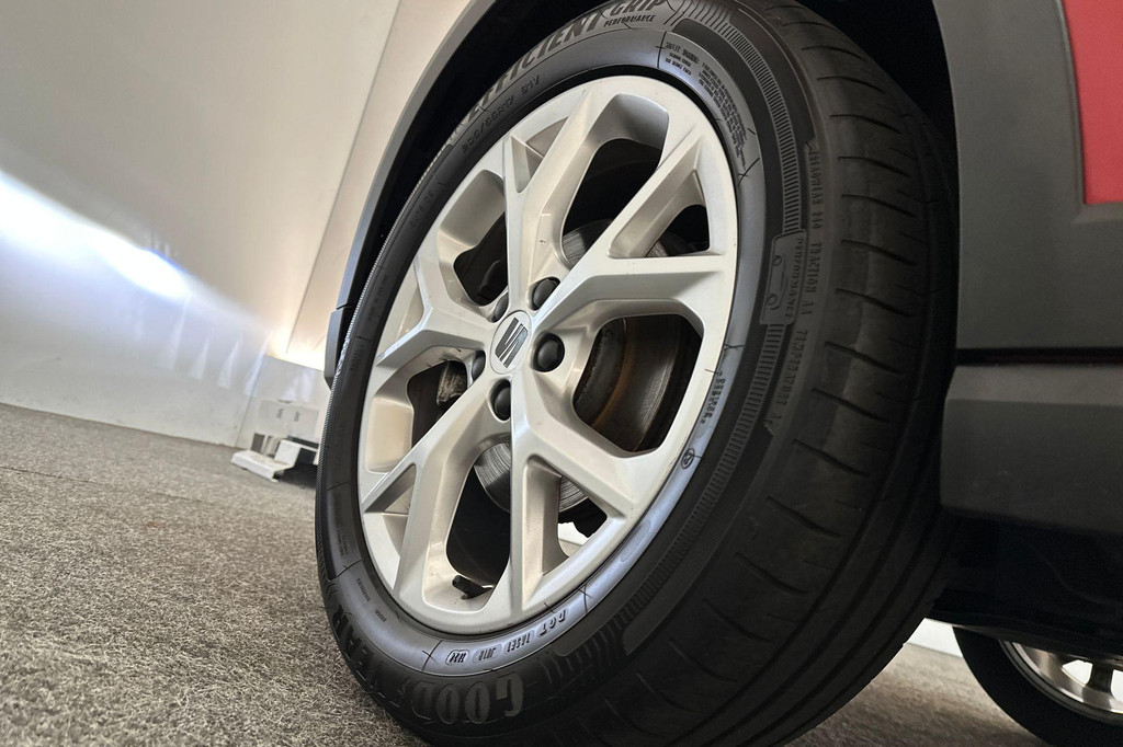 Seat Arona (N138VF) met abonnement