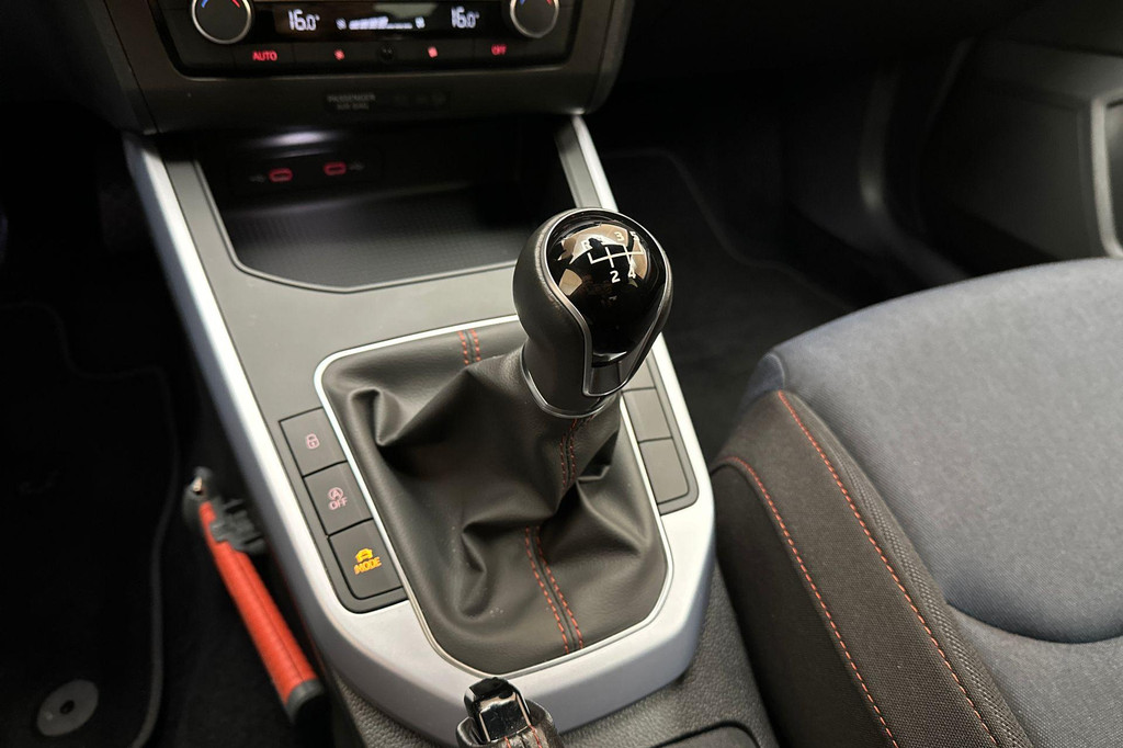 Seat Arona (N138VF) met abonnement