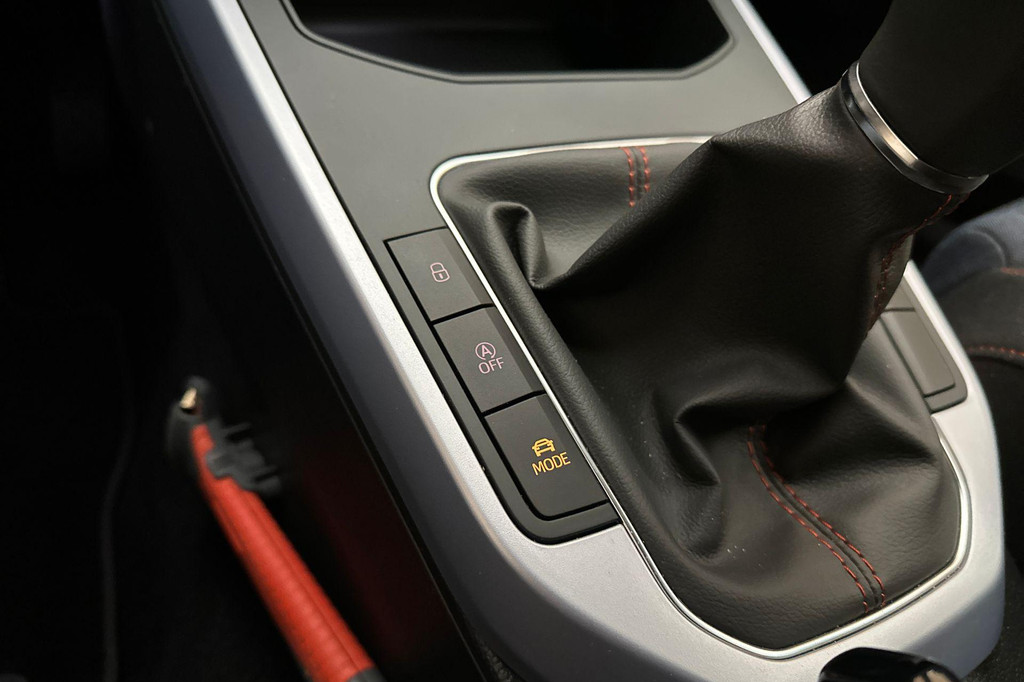 Seat Arona (N138VF) met abonnement