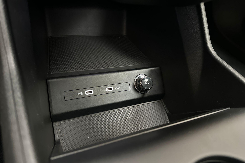 Audi Q4 e-tron (R444ZK) met abonnement