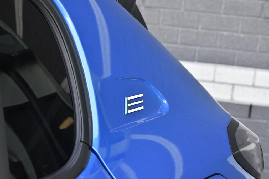 Peugeot e-208 (Z383RJ) met abonnement