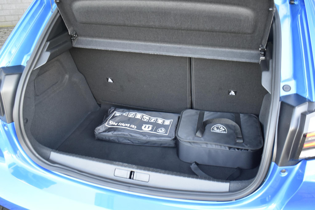 Peugeot e-208 (Z383RJ) met abonnement