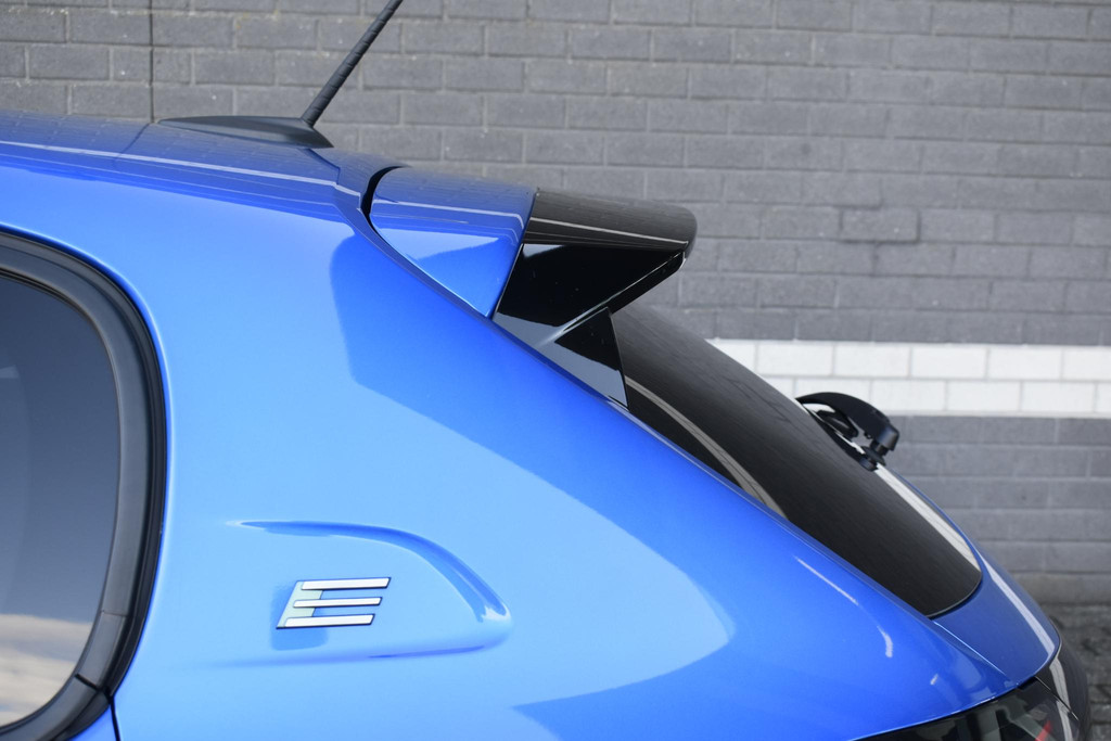 Peugeot e-208 (Z383RJ) met abonnement