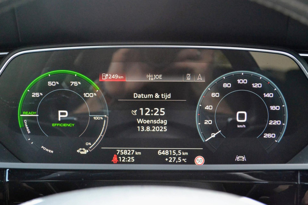 Audi e-tron (K809TH) met abonnement