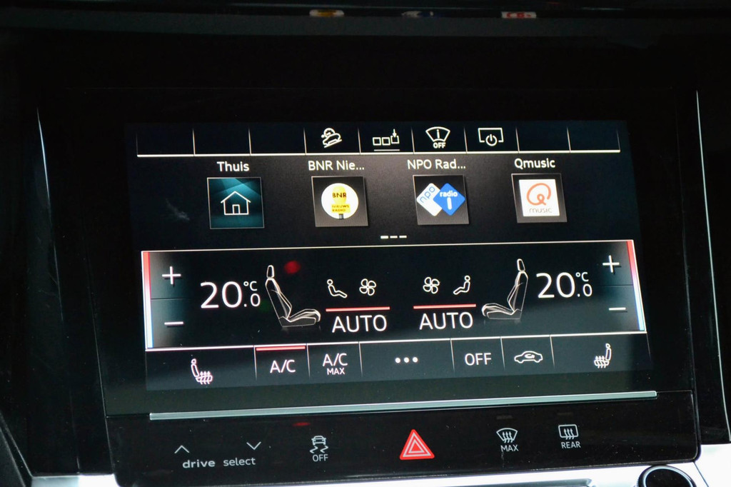 Audi e-tron (K809TH) met abonnement