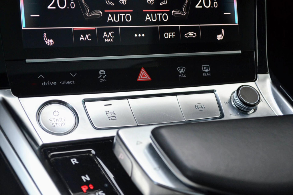 Audi e-tron (K809TH) met abonnement