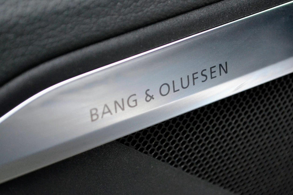 Audi e-tron (K809TH) met abonnement