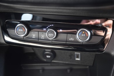 Opel Corsa (HRP42K) met abonnement