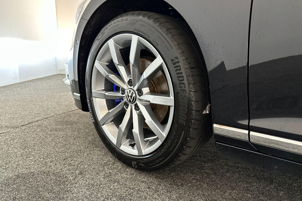 Volkswagen Passat (HZV73R) met abonnement