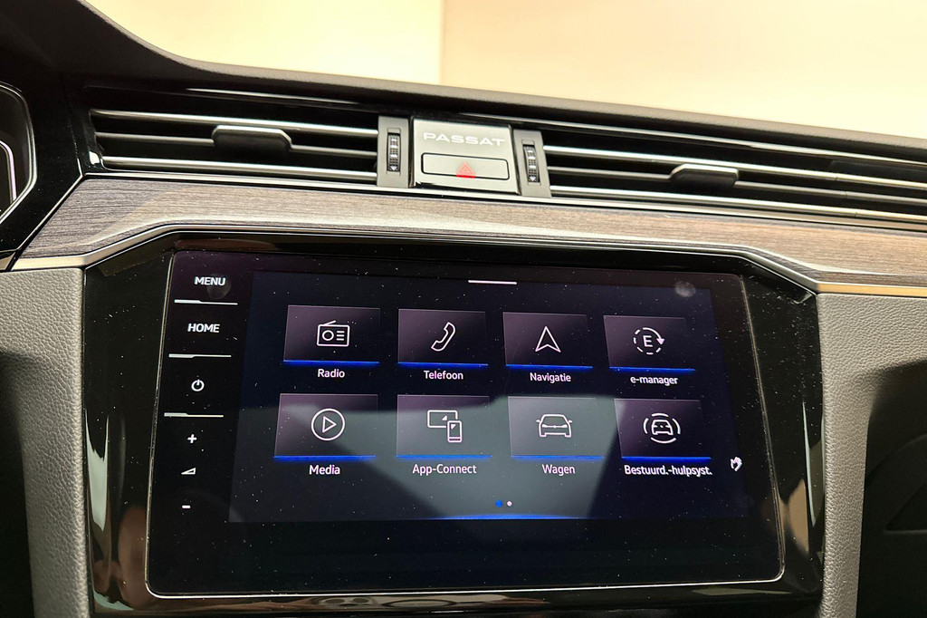 Volkswagen Passat (HZV73R) met abonnement