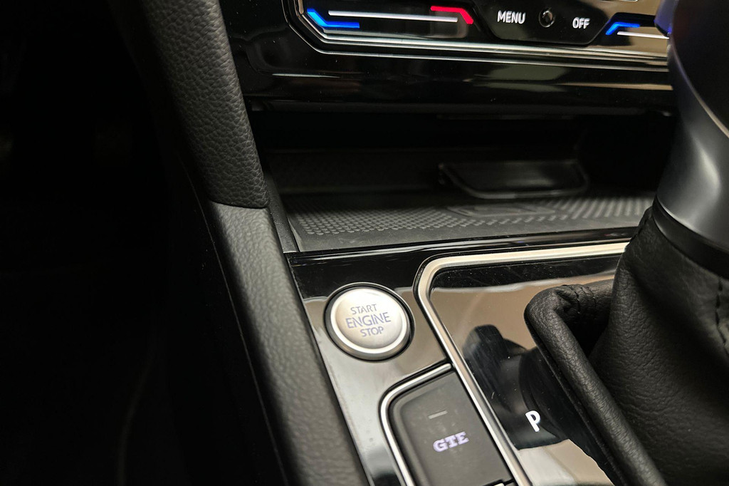 Volkswagen Passat (HZV73R) met abonnement