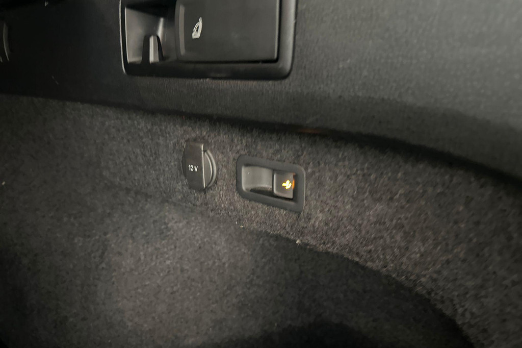 Volkswagen Passat (HZV73R) met abonnement