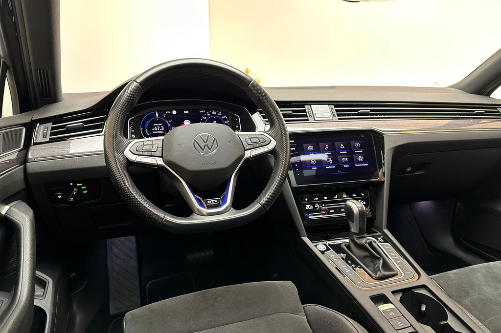 Volkswagen Passat (HZV73R) met abonnement