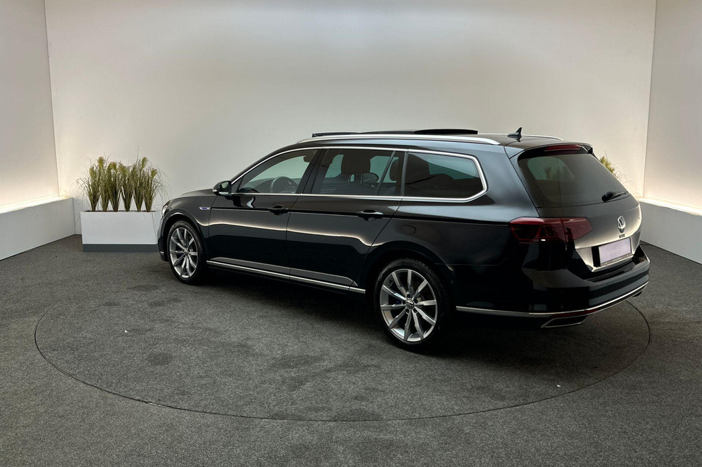 Volkswagen Passat (HZV73R) met abonnement