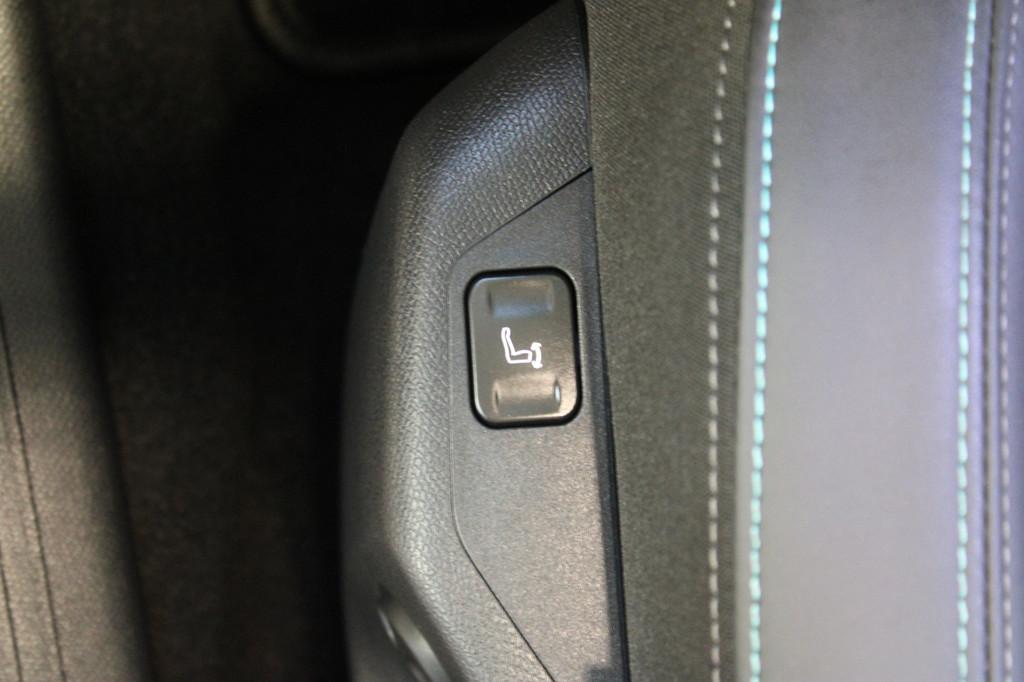 Peugeot 308 (Z394PK) met abonnement