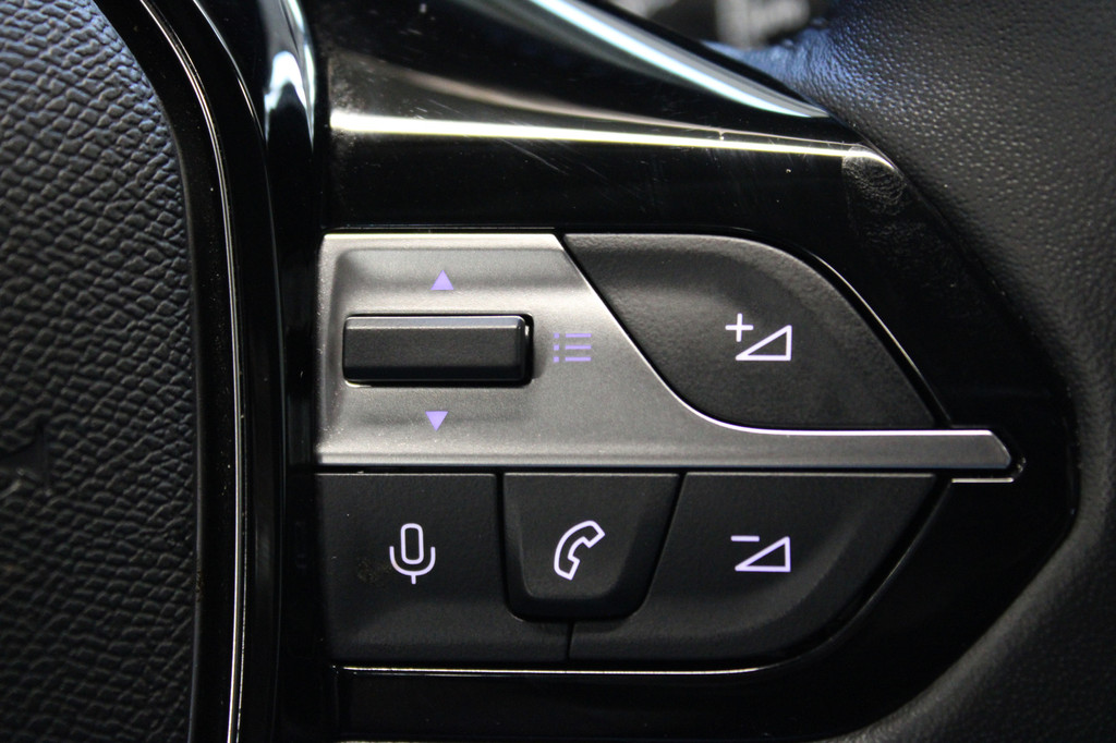 Peugeot 308 (Z394PK) met abonnement