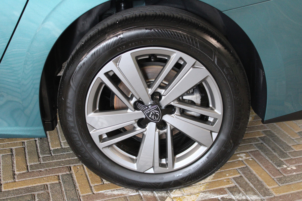 Peugeot 308 (Z394PK) met abonnement