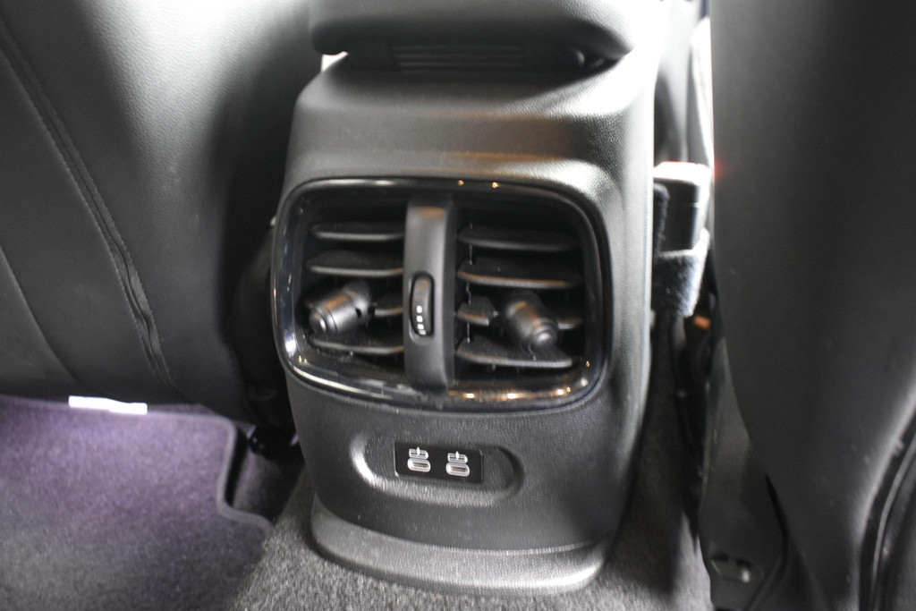 MINI Clubman (S917HZ) met abonnement