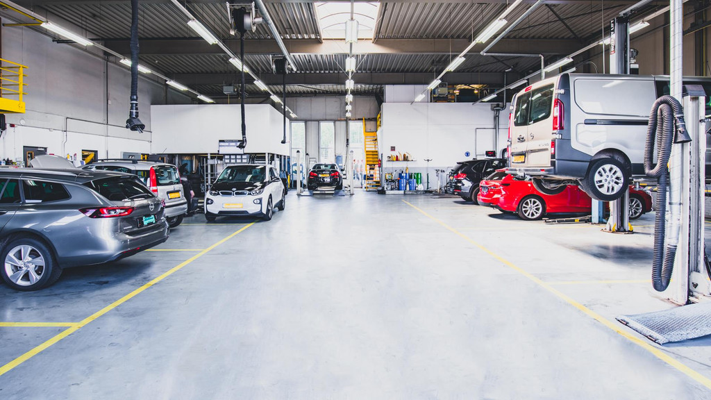 MINI Clubman (S917HZ) met abonnement