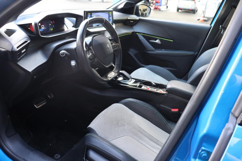 Peugeot e-208 (J044FH) met abonnement