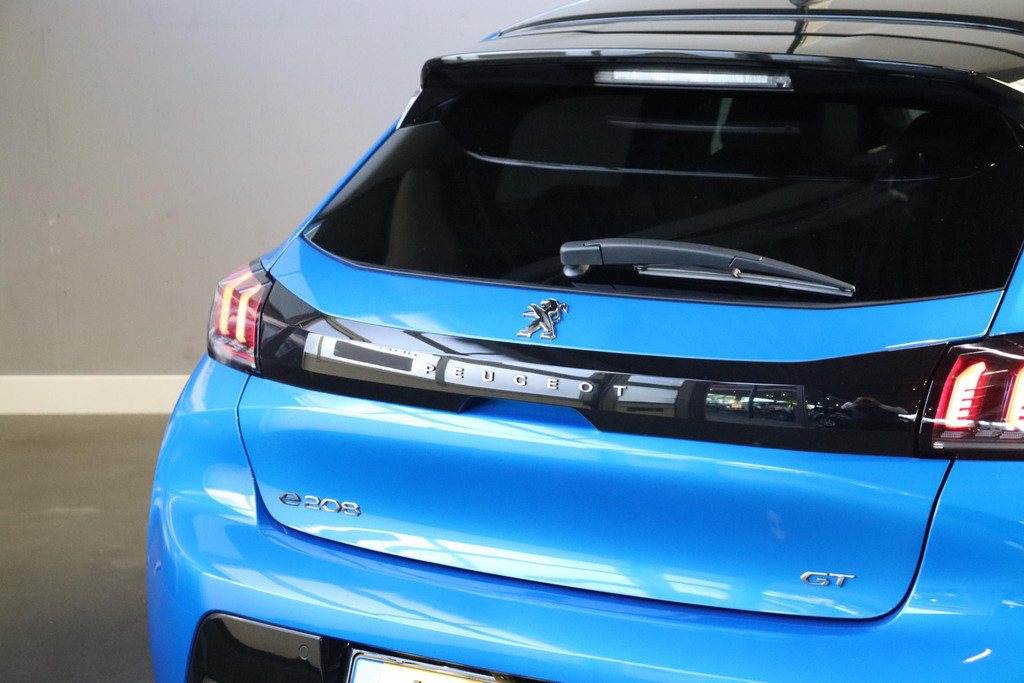 Peugeot e-208 (J044FH) met abonnement