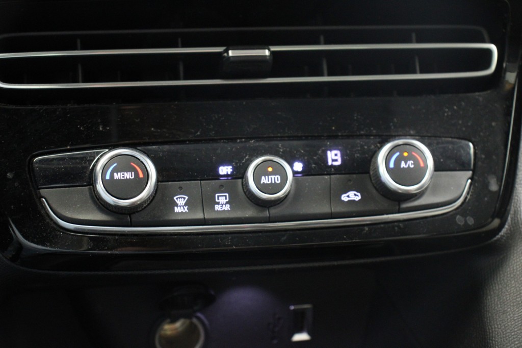 Opel Mokka-e (L007FH) met abonnement