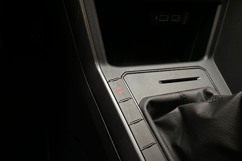 Volkswagen Polo (ZR121D) met abonnement