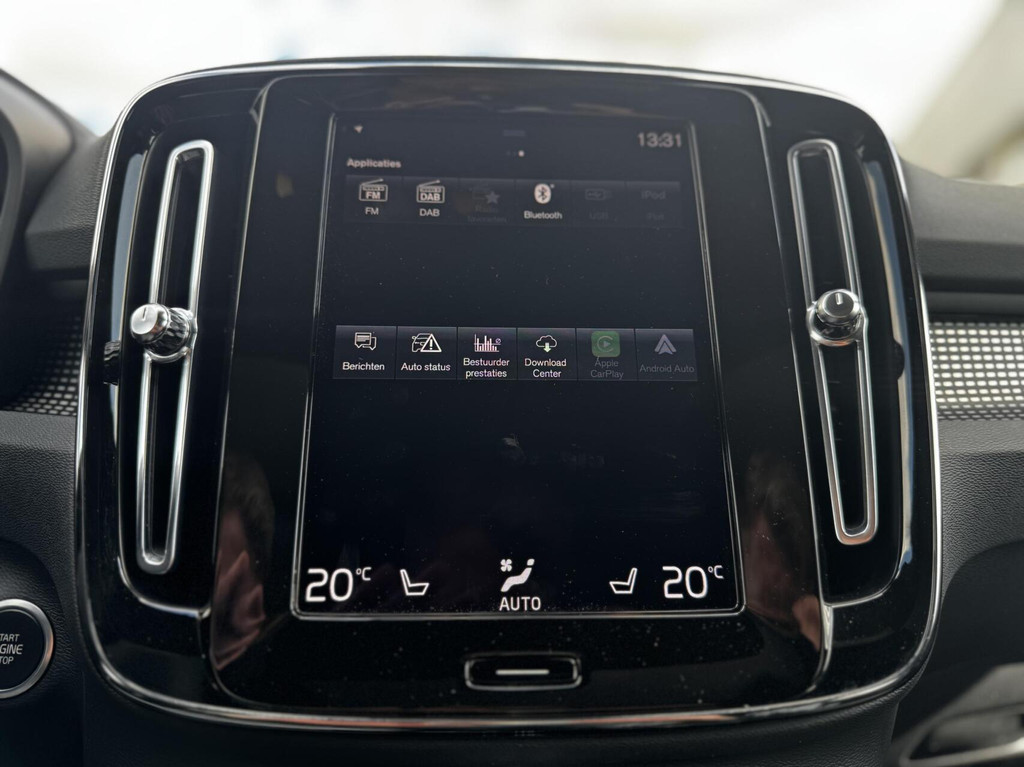 Volvo XC40 (JBN24T) met abonnement