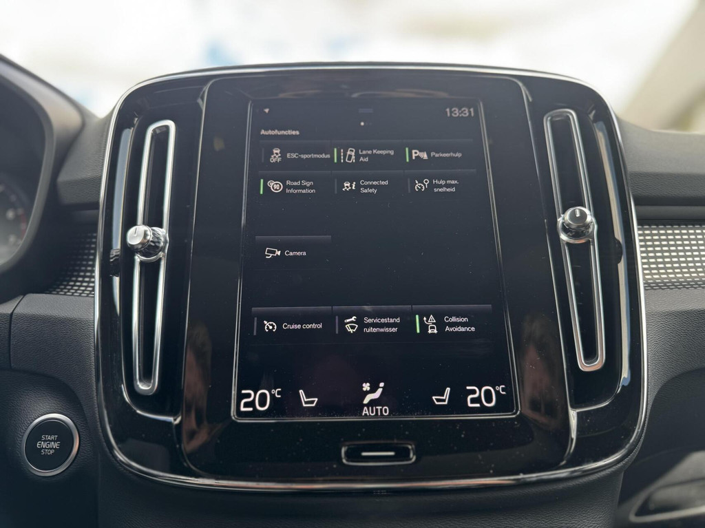 Volvo XC40 (JBN24T) met abonnement