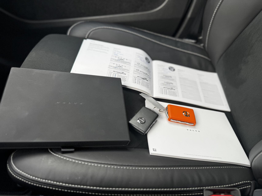 Volvo XC40 (JBN24T) met abonnement