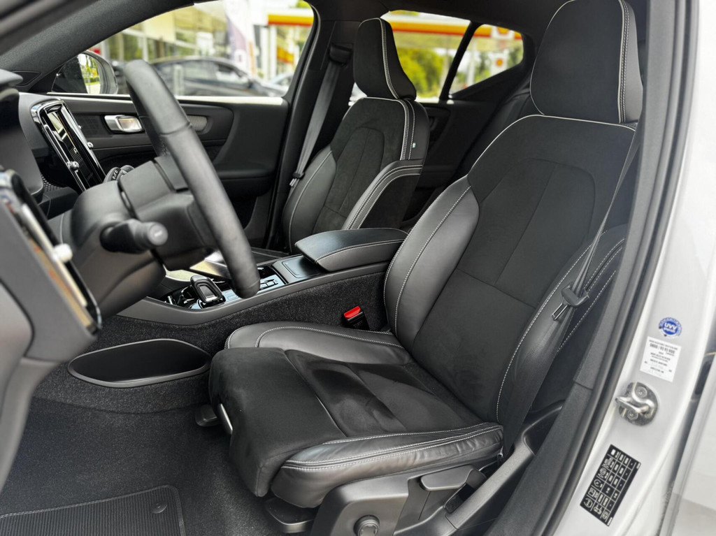 Volvo XC40 (JBN24T) met abonnement