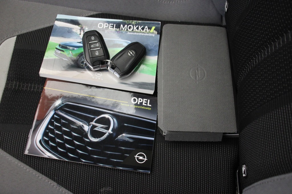 Opel Mokka-e (L359XN) met abonnement