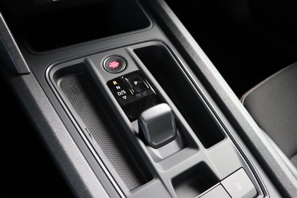 CUPRA Leon (JDG88N) met abonnement