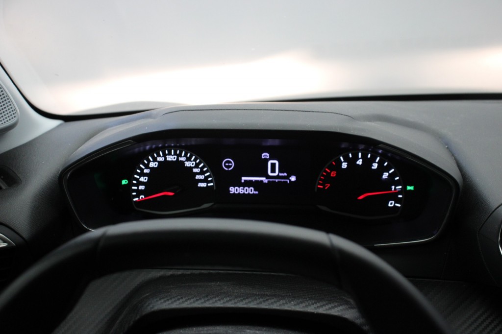 Peugeot 208 (T601BS) met abonnement