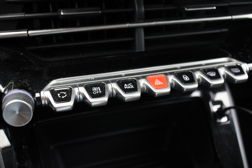 Peugeot 208 (T599BS) met abonnement