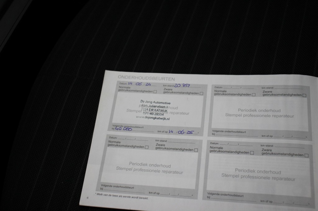 Peugeot 208 (T599BS) met abonnement