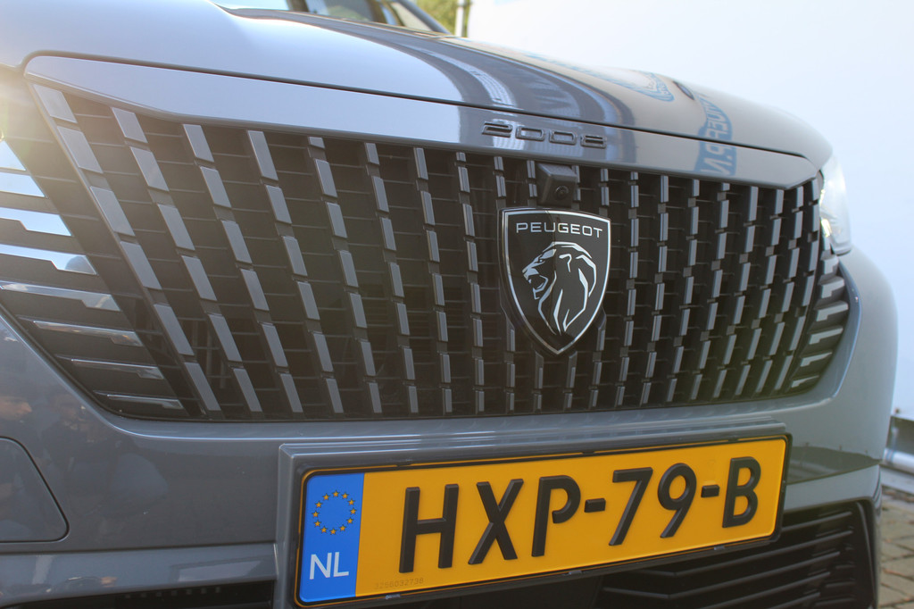 Peugeot 2008 (HXP79B) met abonnement