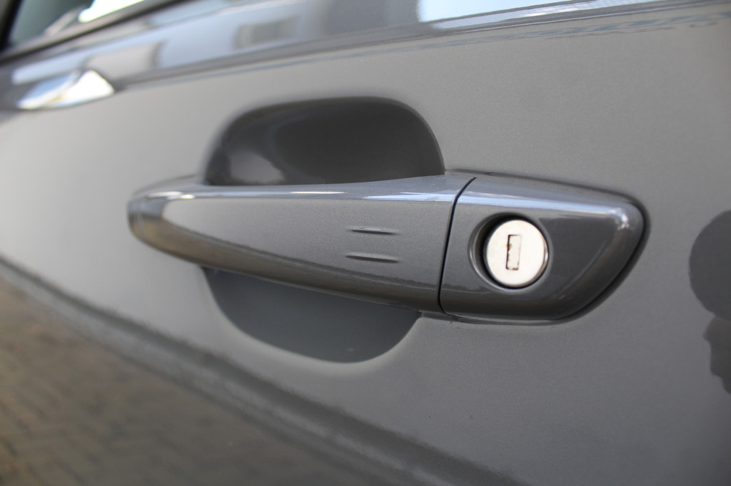 Peugeot 2008 (HXP79B) met abonnement