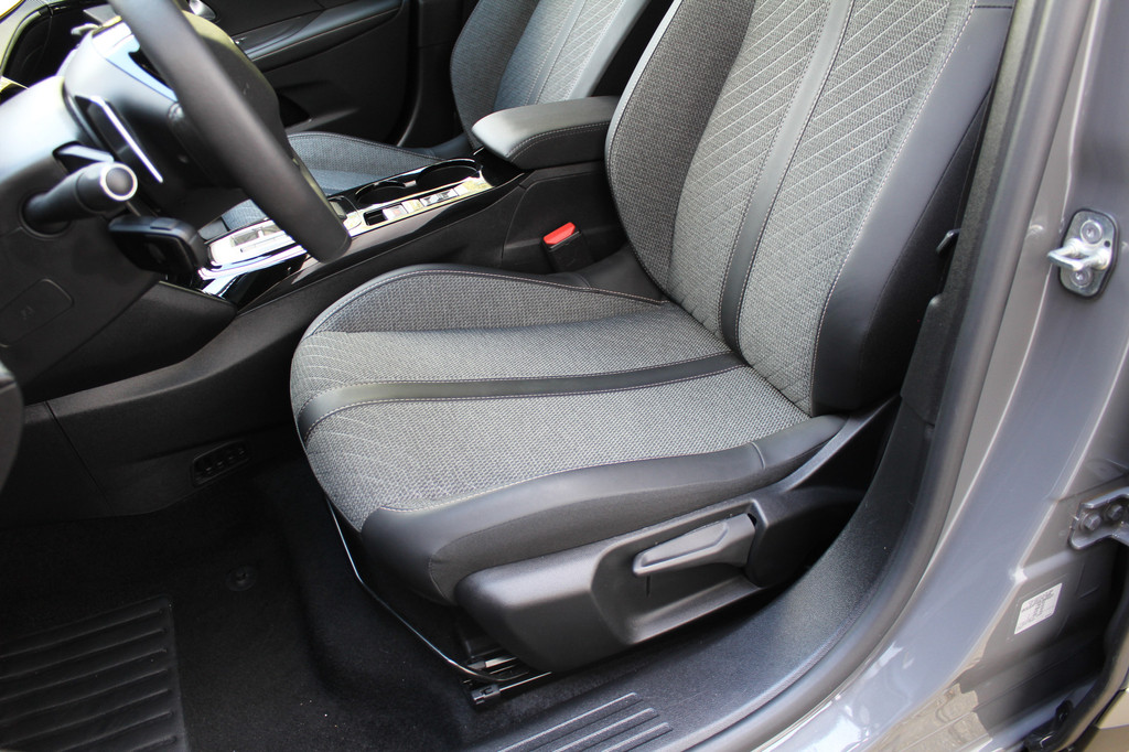 Peugeot 2008 (HXP79B) met abonnement