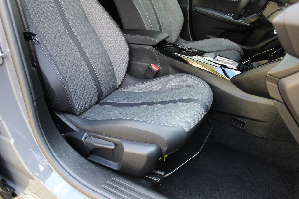 Peugeot 2008 (HXP79B) met abonnement