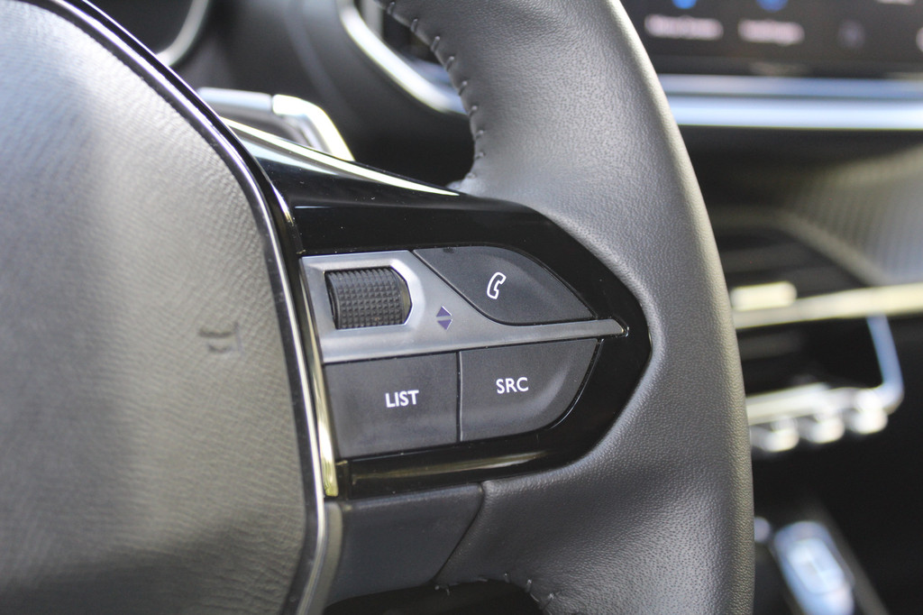 Peugeot 2008 (HXP79B) met abonnement