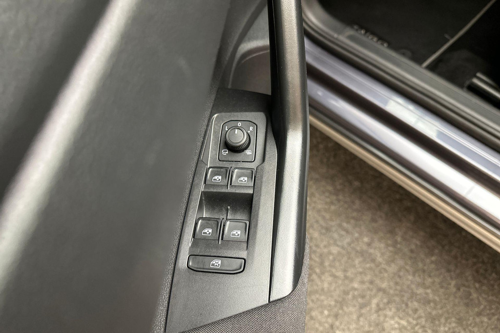 Volkswagen Taigo (T113TB) met abonnement