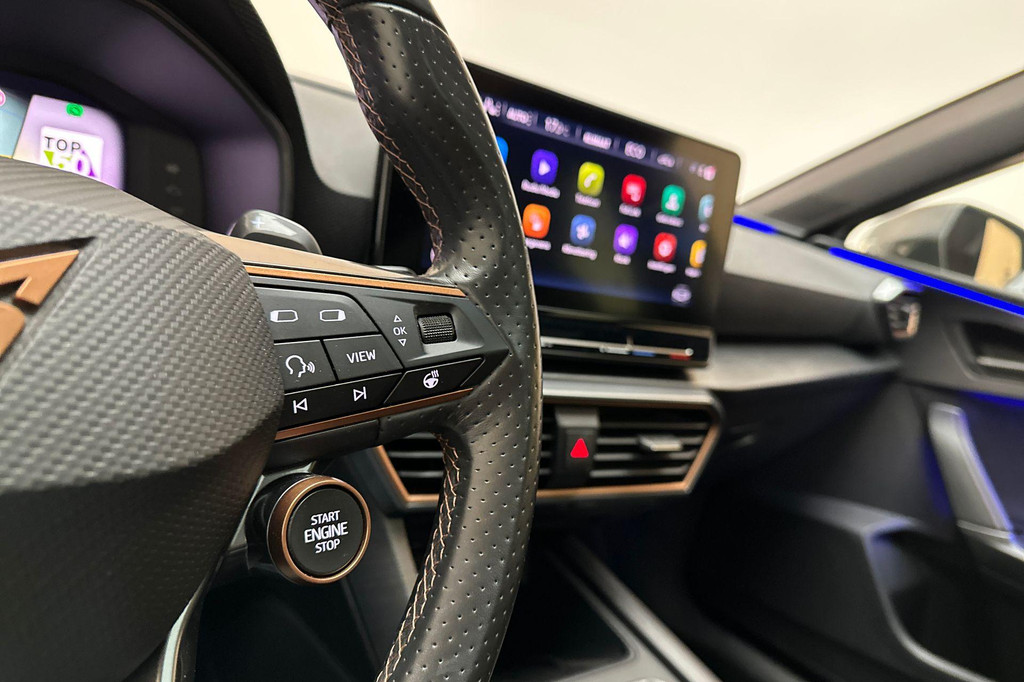 CUPRA Leon Sportstourer (JDP98G) met abonnement