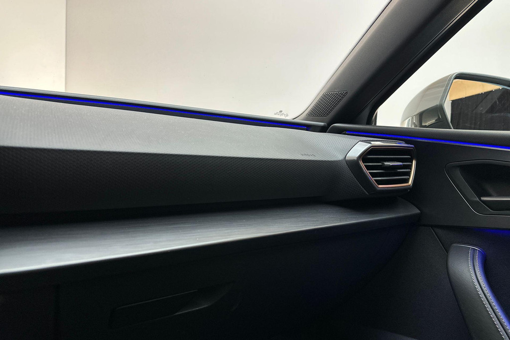 CUPRA Leon Sportstourer (JDP98G) met abonnement